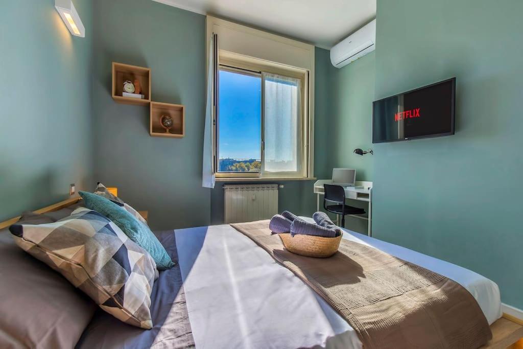 Charmy & Cozy Panoramic Flat 50m From M4 Stop Milán